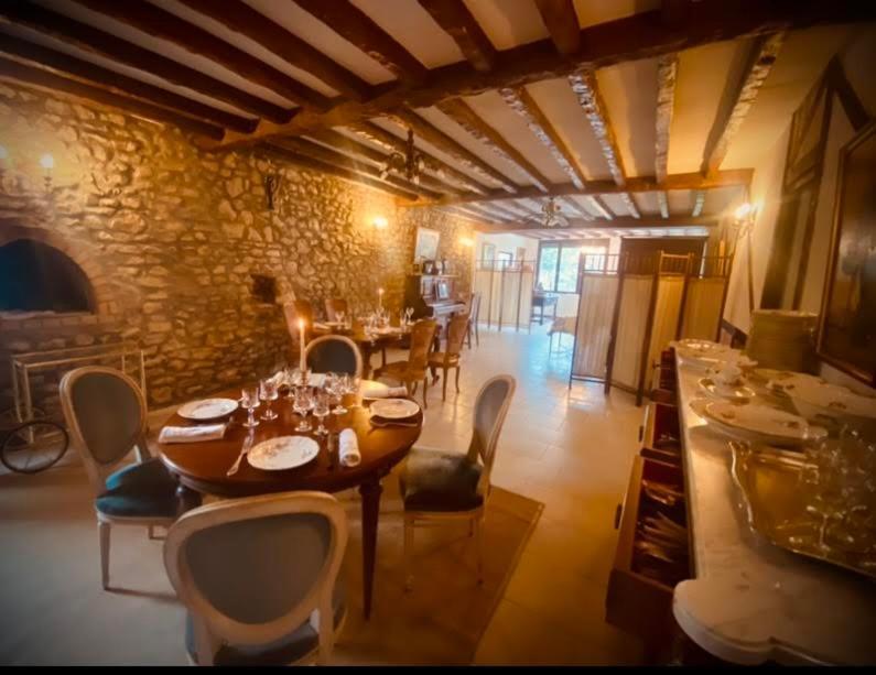 Auberge Du Chant Du Coq Anjouin Eksteriør billede